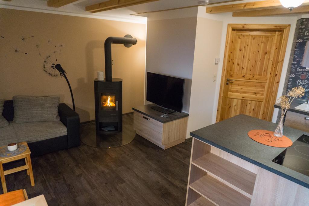 Ferienwohnung Laempelberg クリンゲンタール エクステリア 写真